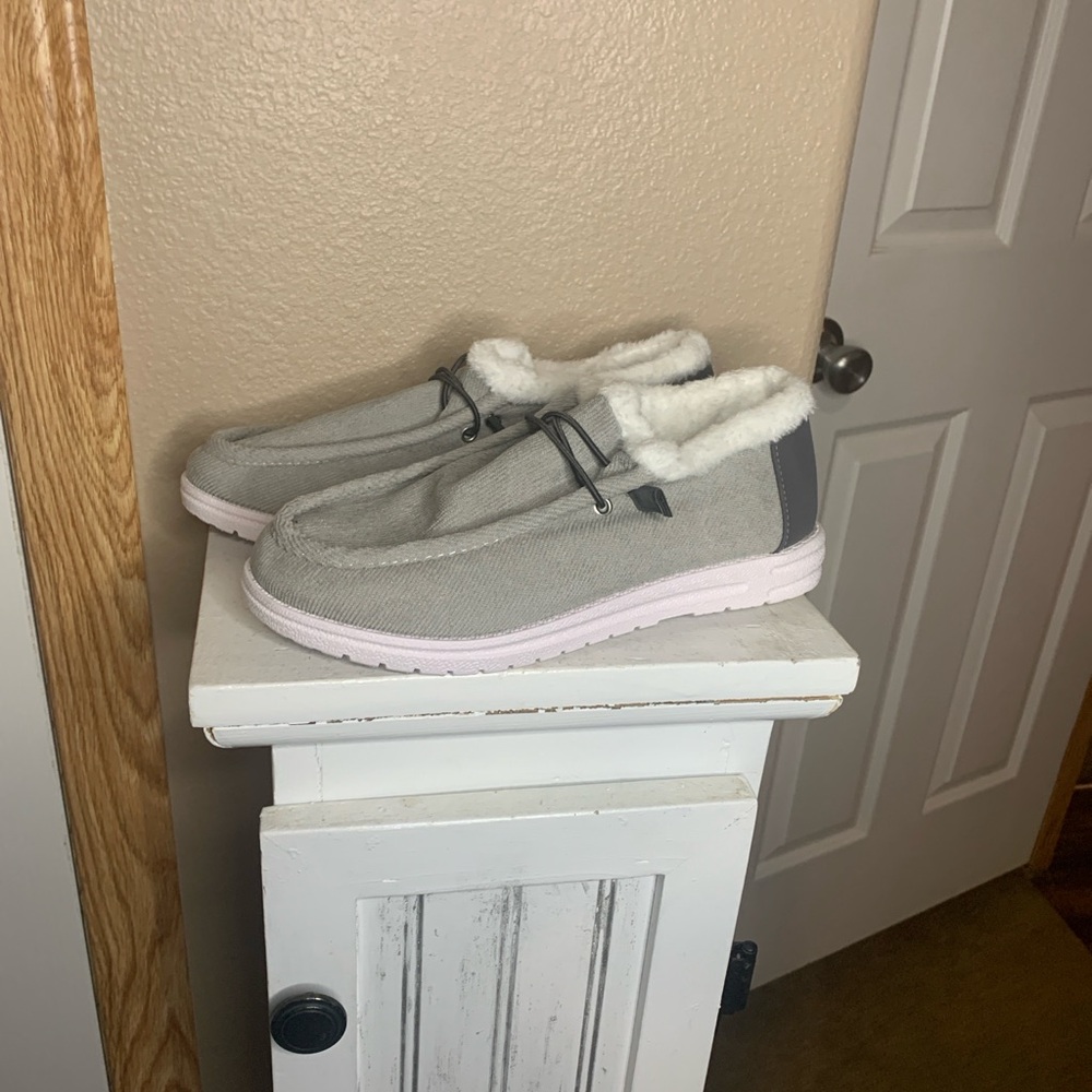 GRAY Fleece Lined Casual Shoes